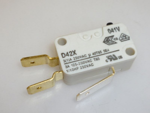 МИКРОПЕРЕКЛЮЧАТЕЛЬ