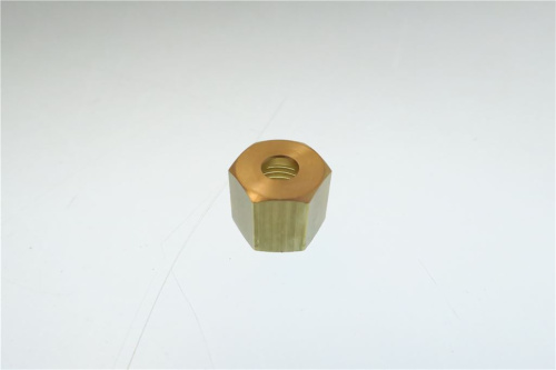 5108692. ГАЙКА МЕДНАЯ РЕЗЬБА 1/4" ОТВЕРСТИЕ 6 ММ