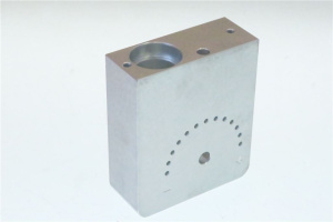 КРЕПЛЕНИЕ РЕДУКТОРА ВЕРХНЕЕ