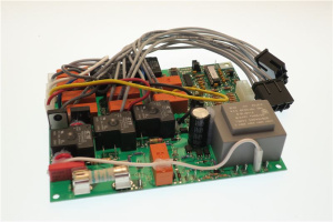 R8E-R20E КОНТРОЛЬНАЯ ПАНЕЛЬ