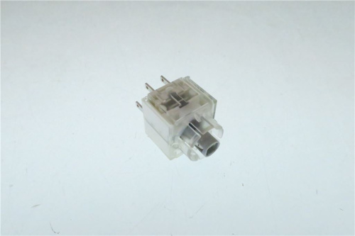 5143325. ПЕРЕКЛЮЧАТЕЛЬ