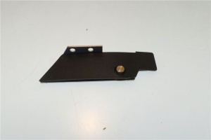 ПЕТЛЯ ДВЕРИ ЛЕВАЯ С УПЛОТНИТЕЛЕМ