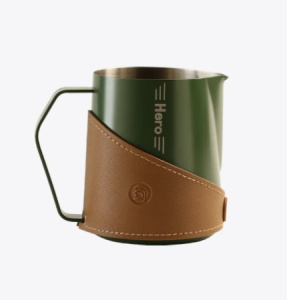 ПИТЧЕР ИЗ НЕРЖАВЕЮЩЕЙ СТАЛИ 450МЛ HERO COFFEE