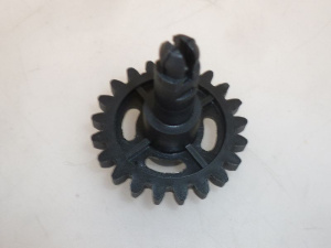 ШЕСТЕРНЯ С РЕГУЛИРУЕМЫМ РЫЧАГОМ