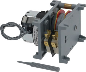 РЕВЕРСИРУЮЩИЙ ПЕРЕКЛЮЧАТЕЛЬ P255 2 CAMS 250 В 50/60 ГЦ