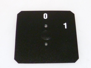 САМОКЛЕЯЩАЯСЯ ЭТИКЕТКА 0-1 58X58 MM