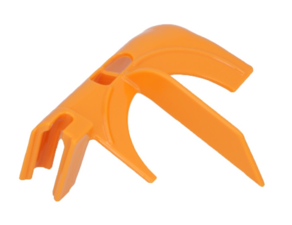 1381092. СКРЕБОК ОЧИЩАЮЩИЙ ПРАВЫЙ ZUMEX S3300010:04